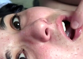 Brunette Amateur Webcam POV Cumshot