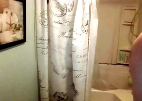Quick pre-shower session