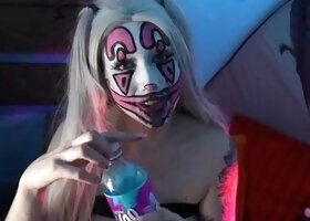 Stacked MILF freak uses a sex toy to make herself cum hard