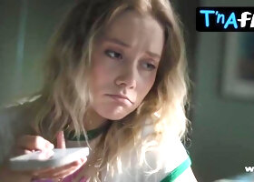 Valentina Malygina Underwear Scene  in Pervaya Raketka